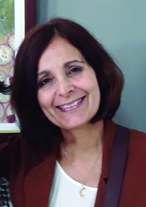 MARIA CARIDAD DIAZ GARCÍA: Pinar del Río, Cuba, 1963. Graduada de la Escuela Nacional de Artes Plásticas de la Habana. Ha participado en diversas exposiciones y eventos en Cuba, México y Europa.