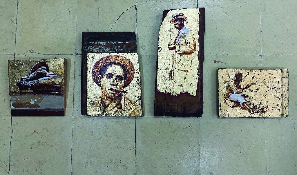 SIN TÍTULO. José Toirac. De la serie Orbis. Acrílico y pan de oro sobre madera. Dimensiones varias, 2007-2009