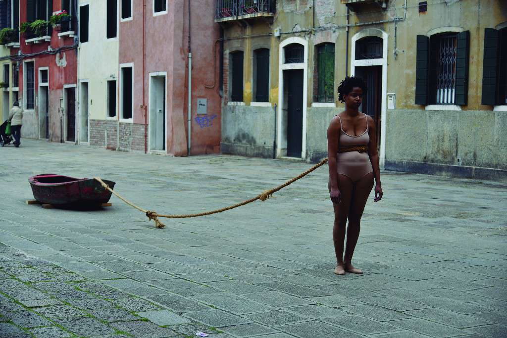 DIBUJO INTERCONTINENTAL. Susana Pilar, Video performance, 2017